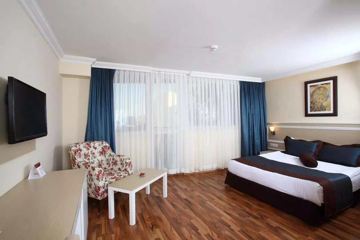 ROYALARENA_SHABAVIZ (8).jpg